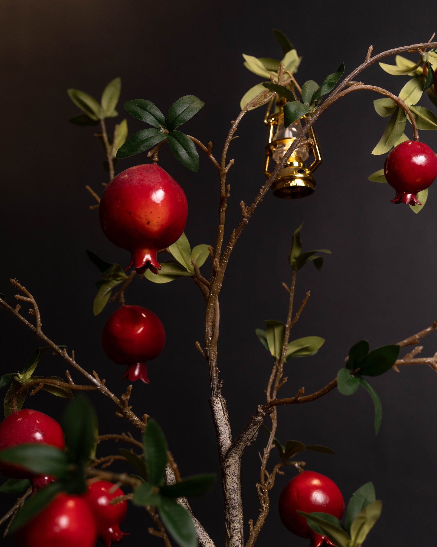 Pom Tree